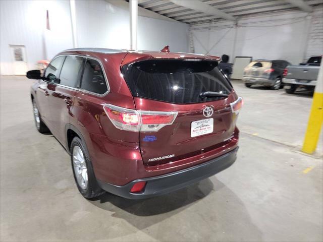 used 2015 Toyota Highlander car, priced at $21,500