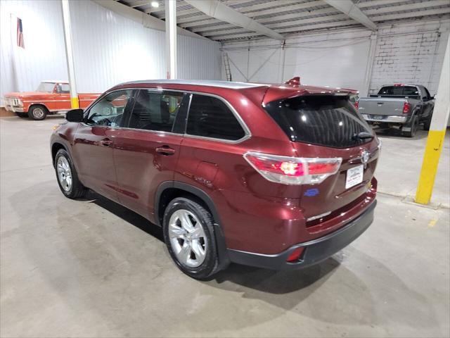 used 2015 Toyota Highlander car, priced at $21,500