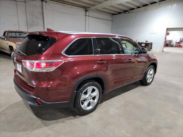 used 2015 Toyota Highlander car, priced at $21,500