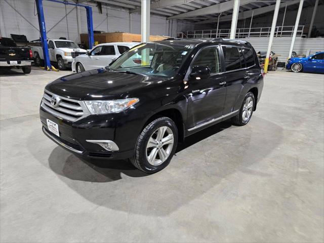 used 2013 Toyota Highlander car, priced at $14,500