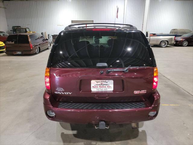 used 2006 GMC Envoy car, priced at $7,900