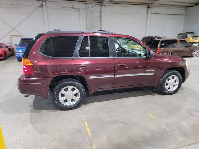 used 2006 GMC Envoy car, priced at $7,900