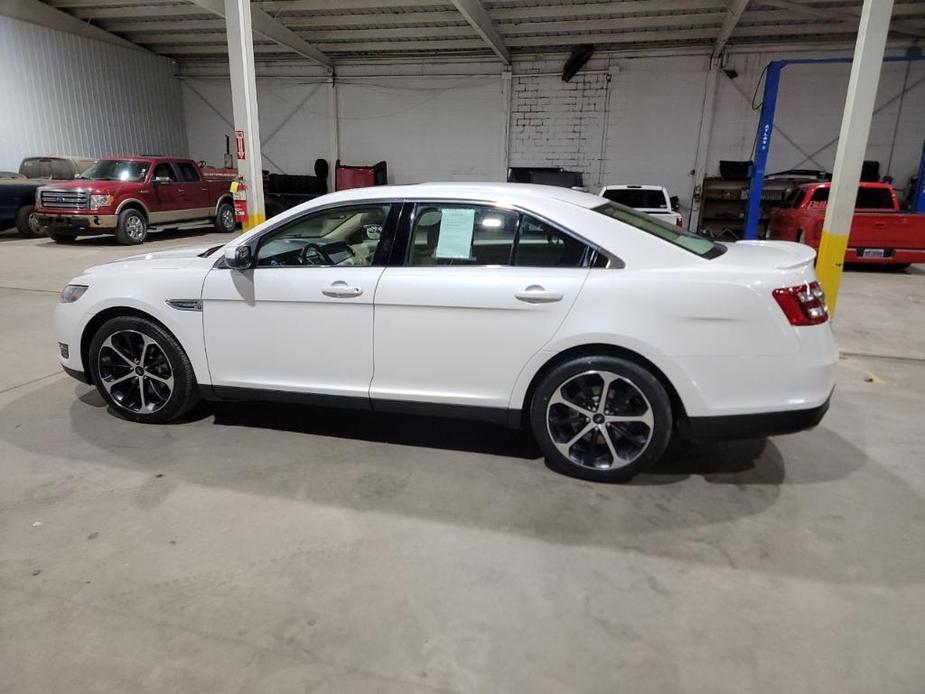 used 2015 Ford Taurus car, priced at $10,500