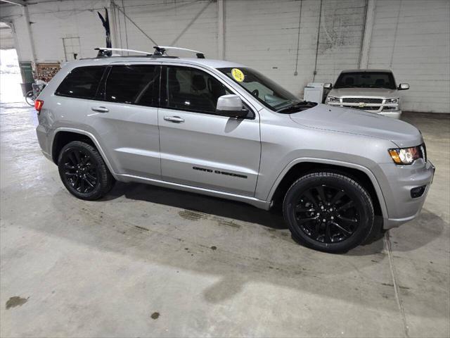 used 2017 Jeep Grand Cherokee car, priced at $15,900