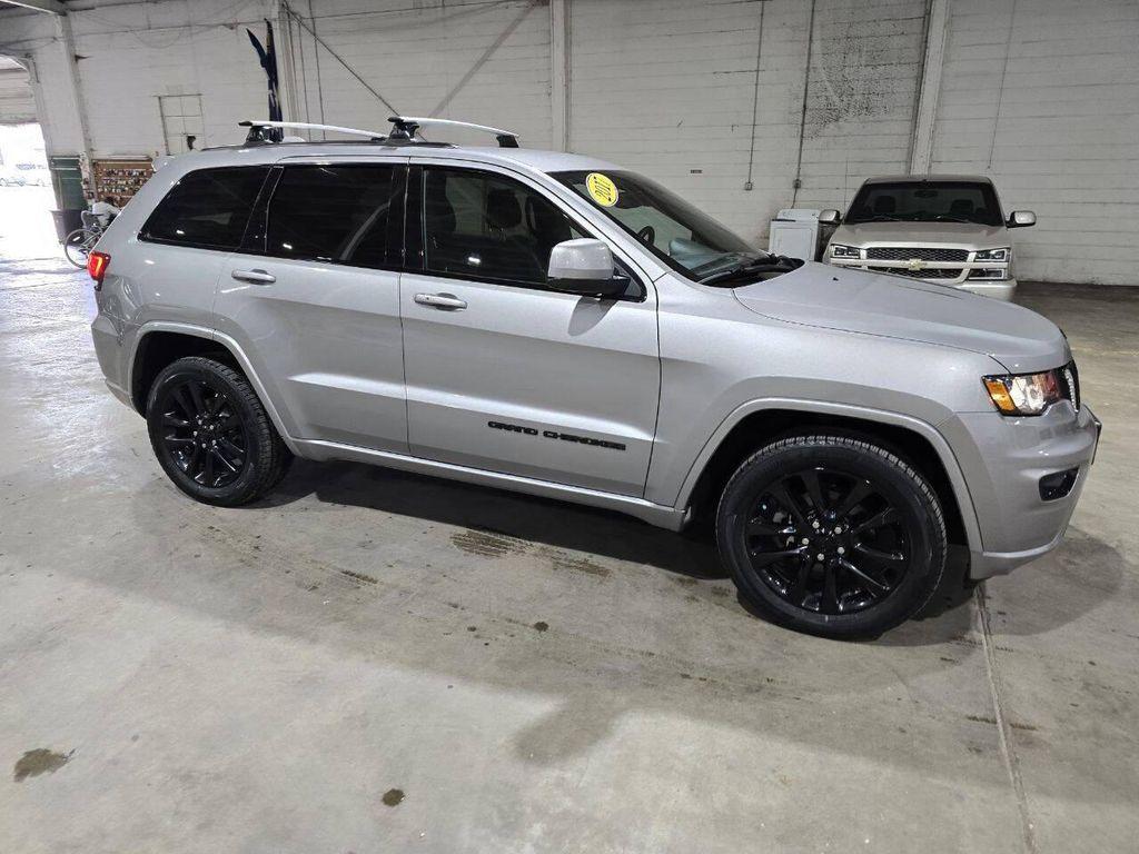 used 2017 Jeep Grand Cherokee car, priced at $15,500