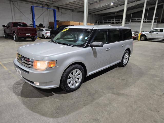 used 2009 Ford Flex car, priced at $4,900