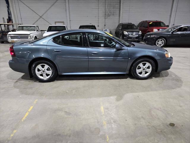 used 2006 Pontiac Grand Prix car, priced at $5,900
