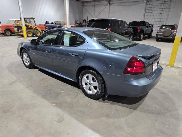 used 2006 Pontiac Grand Prix car, priced at $5,900