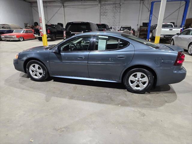 used 2006 Pontiac Grand Prix car, priced at $5,900
