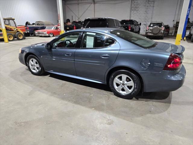 used 2006 Pontiac Grand Prix car, priced at $5,900