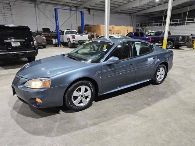 used 2006 Pontiac Grand Prix car, priced at $5,900