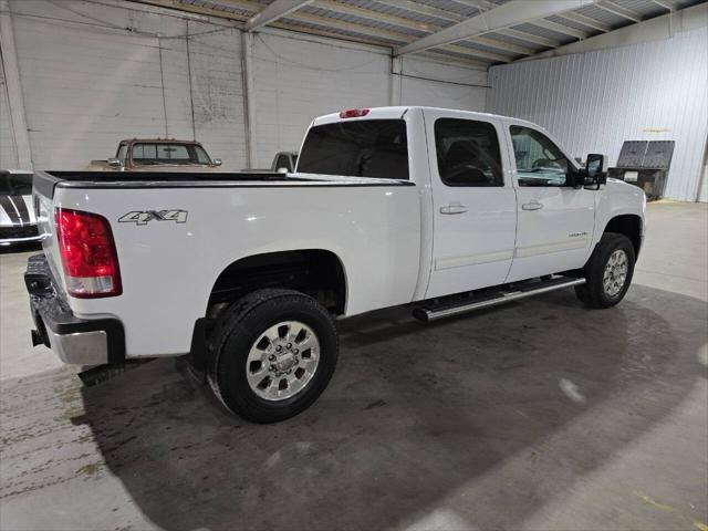 used 2014 GMC Sierra 2500 car, priced at $15,900