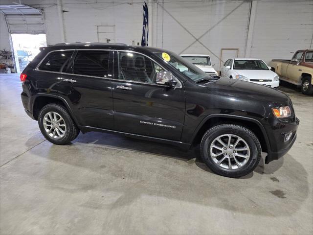 used 2015 Jeep Grand Cherokee car, priced at $15,900