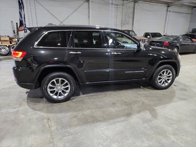 used 2015 Jeep Grand Cherokee car, priced at $15,900