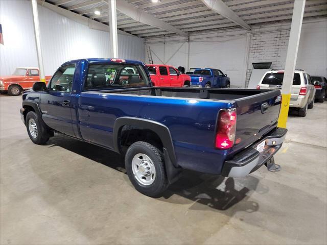 used 2004 Chevrolet Silverado 2500 car, priced at $12,900