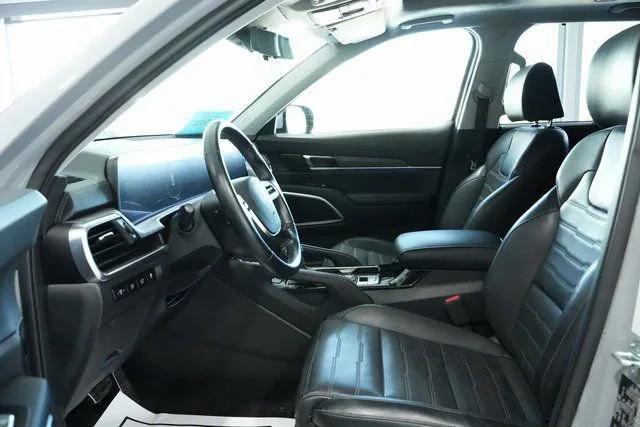 used 2024 Kia Telluride car, priced at $40,995