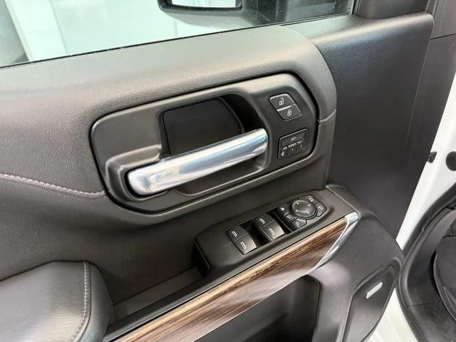 used 2022 Chevrolet Silverado 2500 car, priced at $57,995