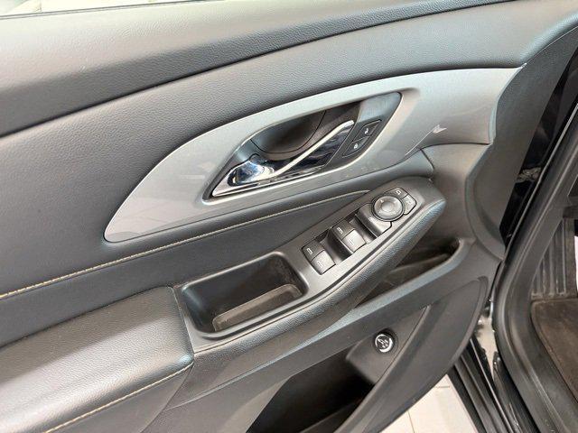 used 2021 Chevrolet Traverse car, priced at $29,995