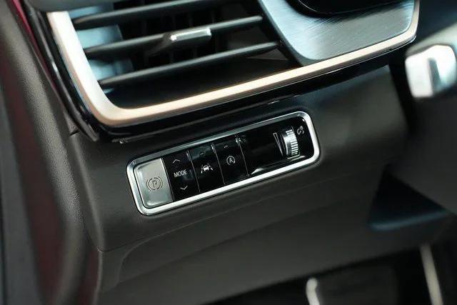 new 2025 Buick Envision car, priced at $40,213