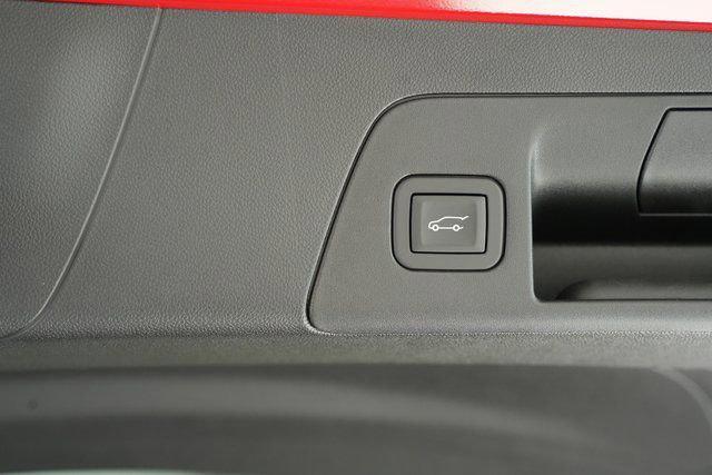 new 2025 Buick Envision car, priced at $40,213