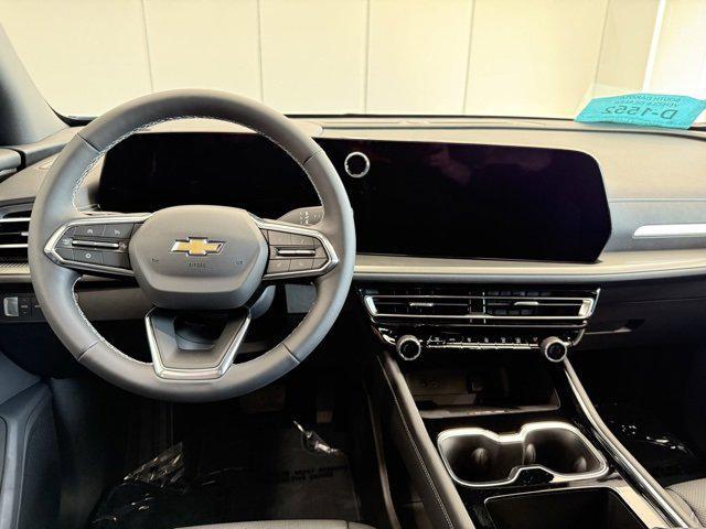 new 2025 Chevrolet Traverse car, priced at $45,990