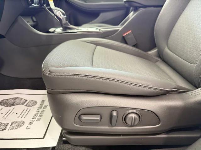 new 2025 Buick Encore GX car, priced at $26,188