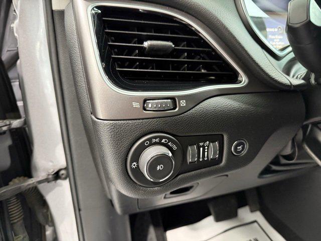 used 2019 Jeep Cherokee car, priced at $19,995