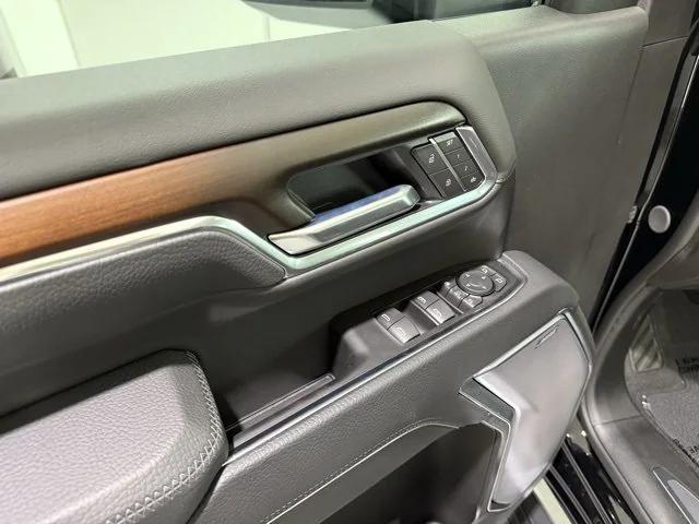 new 2025 GMC Sierra 3500 car, priced at $88,077