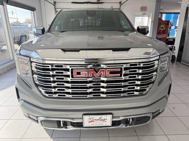 new 2025 GMC Sierra 1500 car, priced at $71,724