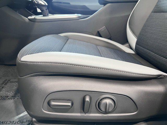 new 2024 Buick Envista car, priced at $25,915