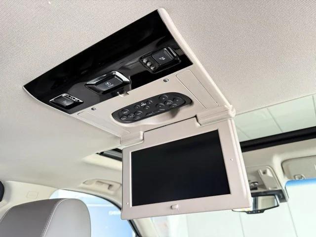 used 2015 GMC Yukon car, priced at $25,995