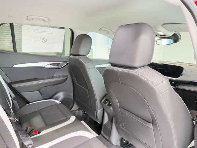 new 2025 Buick Envision car, priced at $37,251