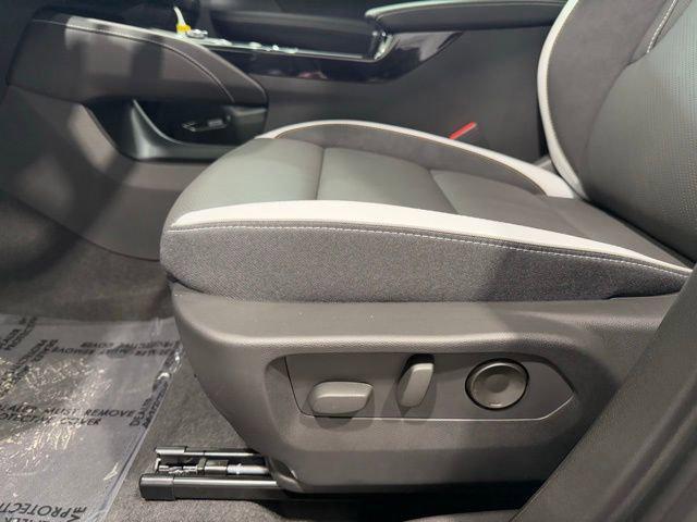 new 2025 Buick Envision car, priced at $37,251