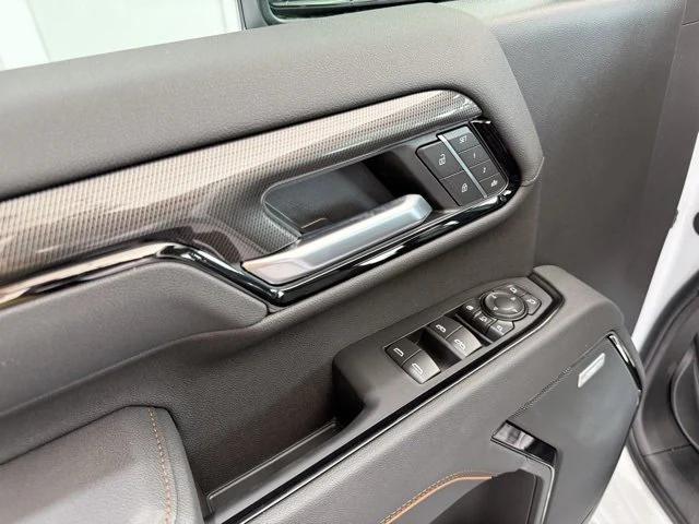 new 2025 GMC Sierra 3500 car, priced at $85,882