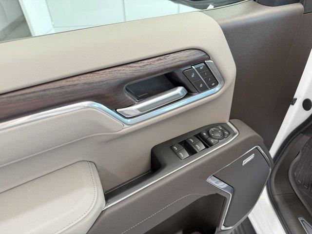 new 2025 GMC Sierra 1500 car, priced at $57,586