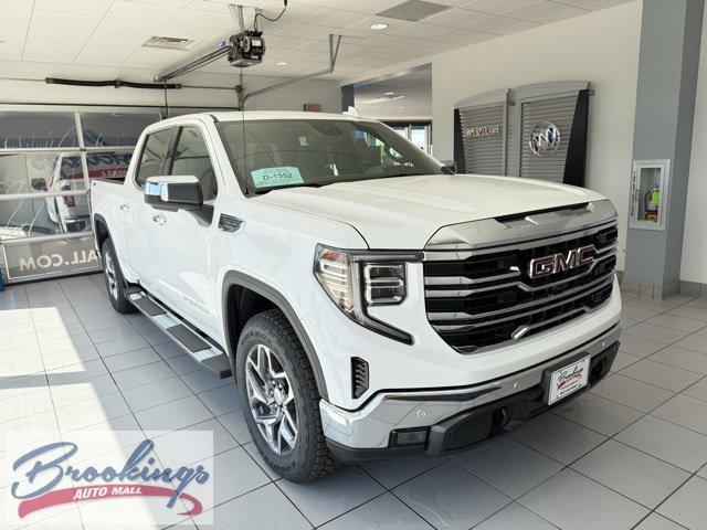 new 2025 GMC Sierra 1500 car, priced at $57,586