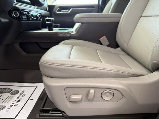 new 2025 GMC Sierra 1500 car, priced at $57,586