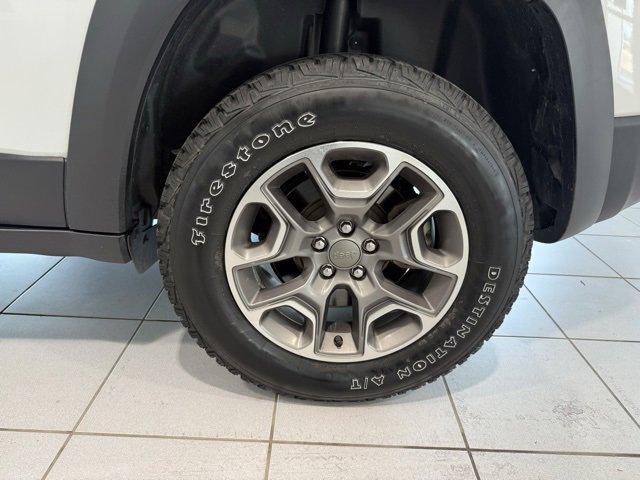 used 2021 Jeep Cherokee car, priced at $23,995