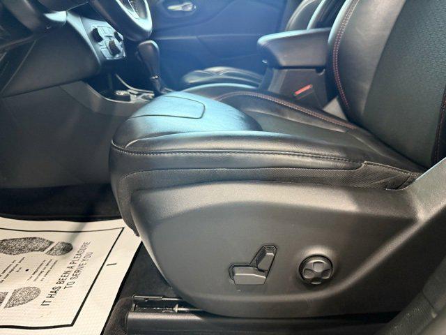 used 2021 Jeep Cherokee car, priced at $23,995