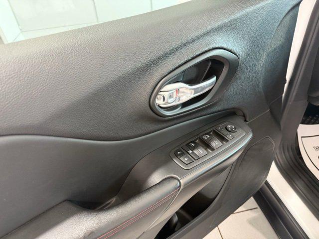 used 2021 Jeep Cherokee car, priced at $23,995