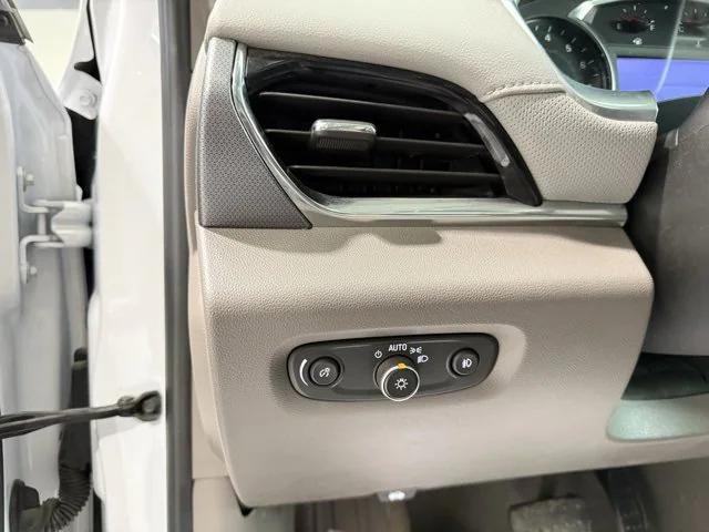 used 2021 Chevrolet Traverse car, priced at $28,995