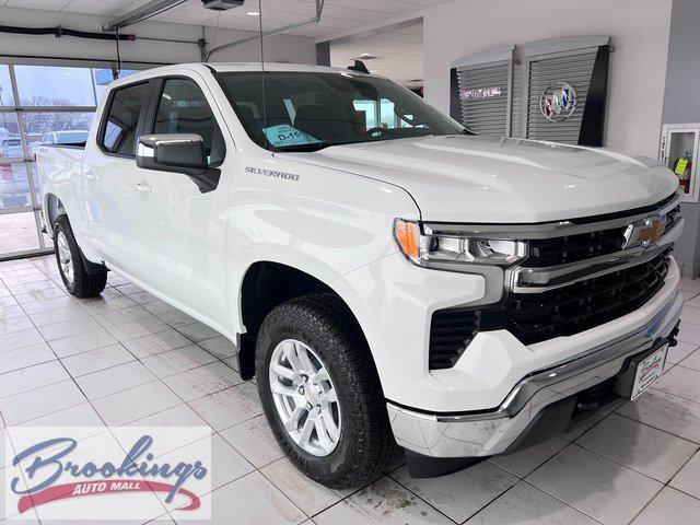 new 2024 Chevrolet Silverado 1500 car, priced at $45,115