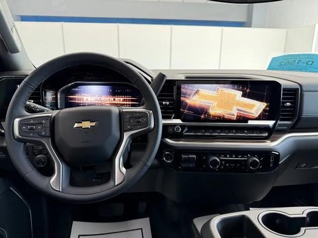 new 2025 Chevrolet Silverado 1500 car, priced at $43,581