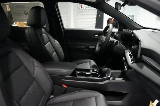 new 2026 Chevrolet Equinox car, priced at $33,934