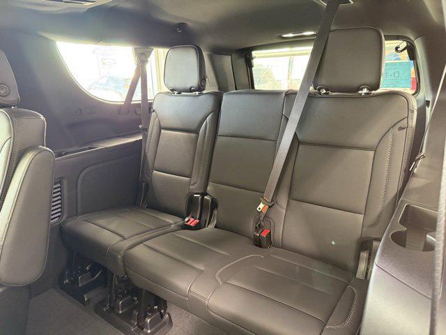used 2024 GMC Yukon XL car
