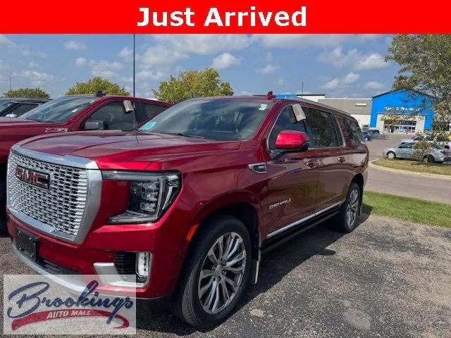 used 2022 GMC Yukon XL car, priced at $64,995