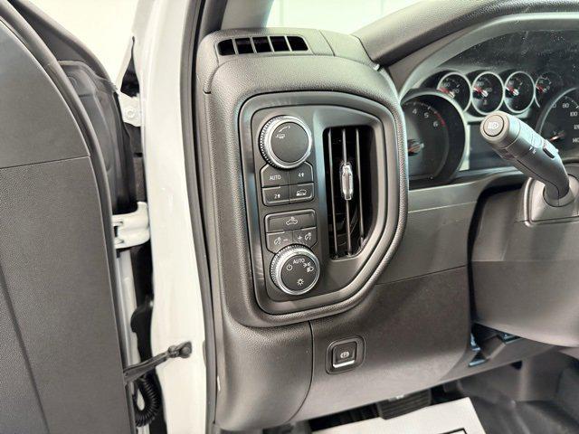 new 2025 GMC Sierra 1500 car, priced at $35,809