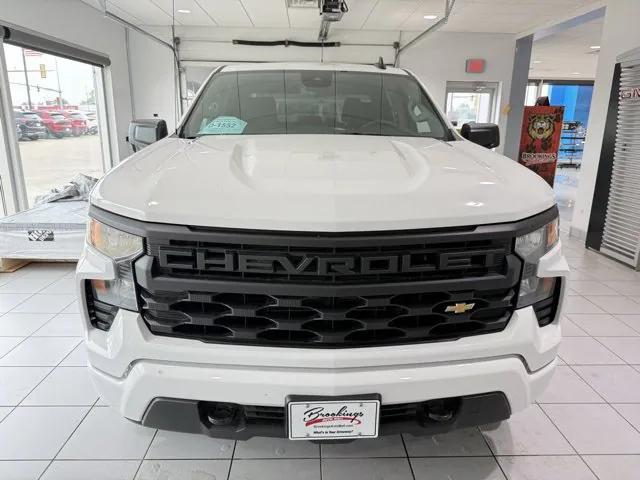 new 2025 Chevrolet Silverado 1500 car, priced at $42,019