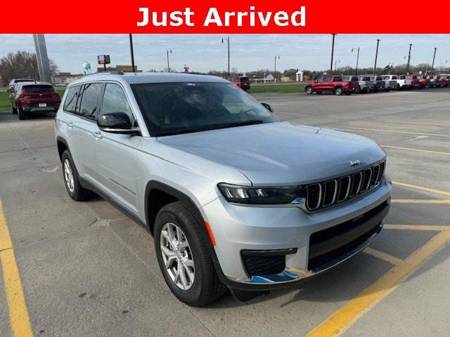 used 2021 Jeep Grand Cherokee L car, priced at $37,995