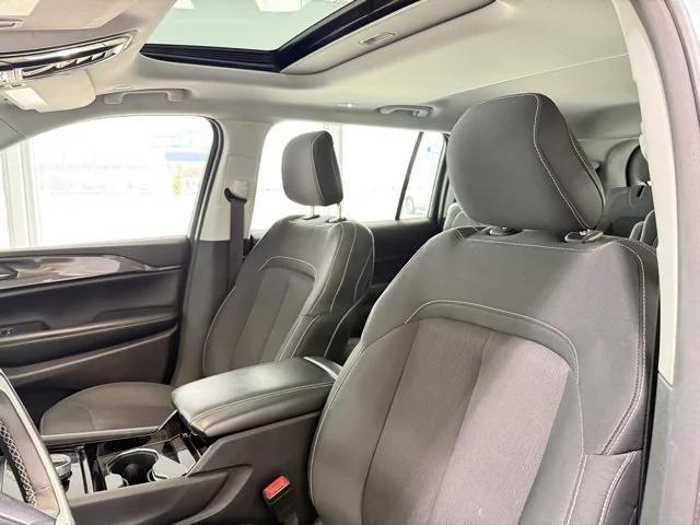 used 2022 Jeep Grand Cherokee L car, priced at $27,995